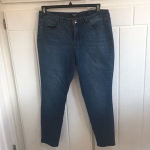 Nine West mid rise skinny